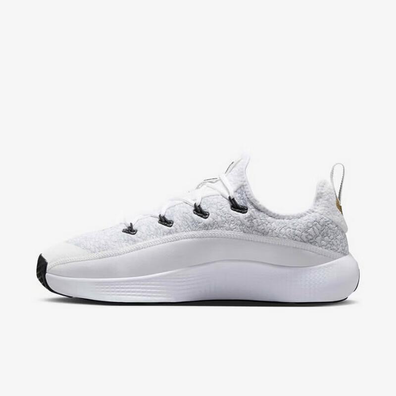 Nike Men s LeBron TR 1 Training Running Shoes 42.5
Nike Men s LeBron TR 1 Training Running Shoes 42.5