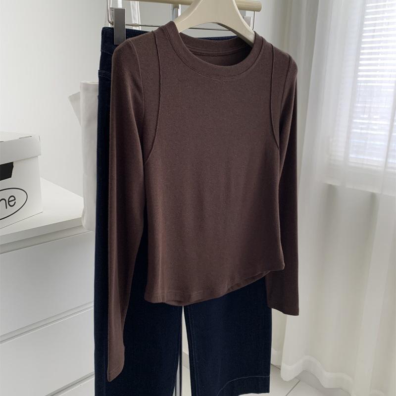 Women s 3D Segmented Base Layer Top: Soft, Stretchy, Versatile, Slimming, Round Neck, Long Sleeve Tee for Autumn/Winter. L (for weight 105-115 lbs) колір темно кави
Women s 3D Segmented Base Layer Top: Soft, Stretchy, Versatile, Slimming, Round Neck, Long Sleeve Tee for Autumn/Winter. L (for weight 105-115 lbs) колір темно кави