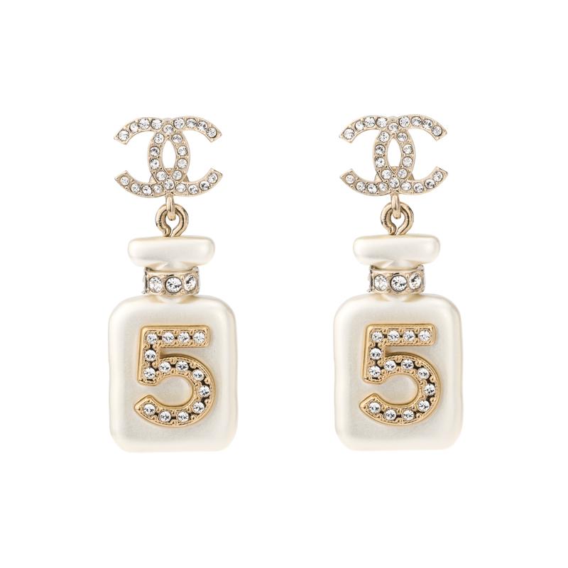 CHANEL Classic Logo Metal Rhinestone Earrings Women s White
CHANEL Classic Logo Metal Rhinestone Earrings Women s White