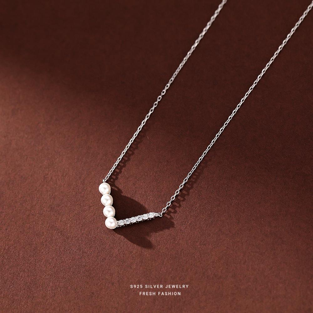 S925 Sterling Silver V Shape Half Pearl Half Zircon Pendant Necklace for Women Simple Light Luxury Wedding Jewelry Accessories 45cm серебряный
S925 Sterling Silver V Shape Half Pearl Half Zircon Pendant Necklace for Women Simple Light Luxury Wedding Jewelry Accessories 45cm серебряный