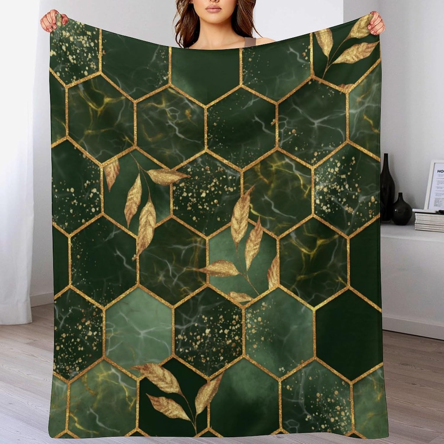 Marble Print Fleece Blanket Ultra-Soft Warm Flannel Throw Blanket Lightweight Plush Nap Blankets for Bed Couch Chair Sofa Office 75x90cm
Marble Print Fleece Blanket Ultra-Soft Warm Flannel Throw Blanket Lightweight Plush Nap Blankets for Bed Couch Chair Sofa Office 75x90cm