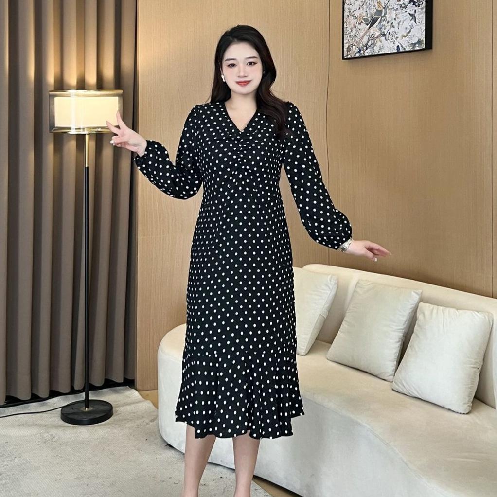 Spring Polka Dot Plus Size Chiffon Dress - Slimming, Loose Fit, Long Drapey Design for Women 2XL for 135-150 jin
Spring Polka Dot Plus Size Chiffon Dress - Slimming, Loose Fit, Long Drapey Design for Women 2XL for 135-150 jin