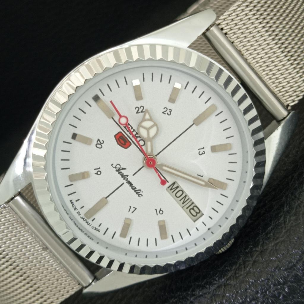 AUTOMATIC VINTAGE REFURBISHED SEIKO 5 6309A JAPAN MENS WHITE WATCH a442828-1
AUTOMATIC VINTAGE REFURBISHED SEIKO 5 6309A JAPAN MENS WHITE WATCH a442828-1