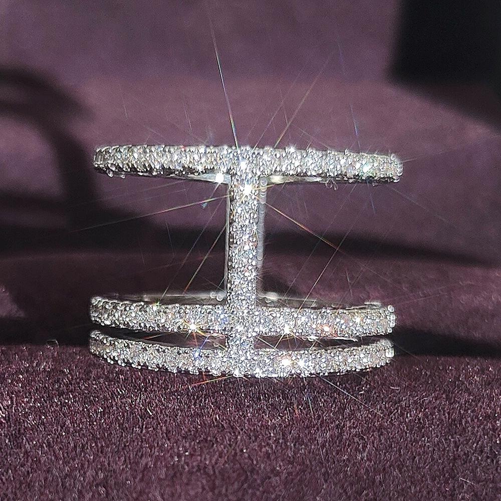 Hot Sale Creative Geometric Hollow Zircon Ladies Ring, R4875 Size 6 белый
Hot Sale Creative Geometric Hollow Zircon Ladies Ring, R4875 Size 6 белый