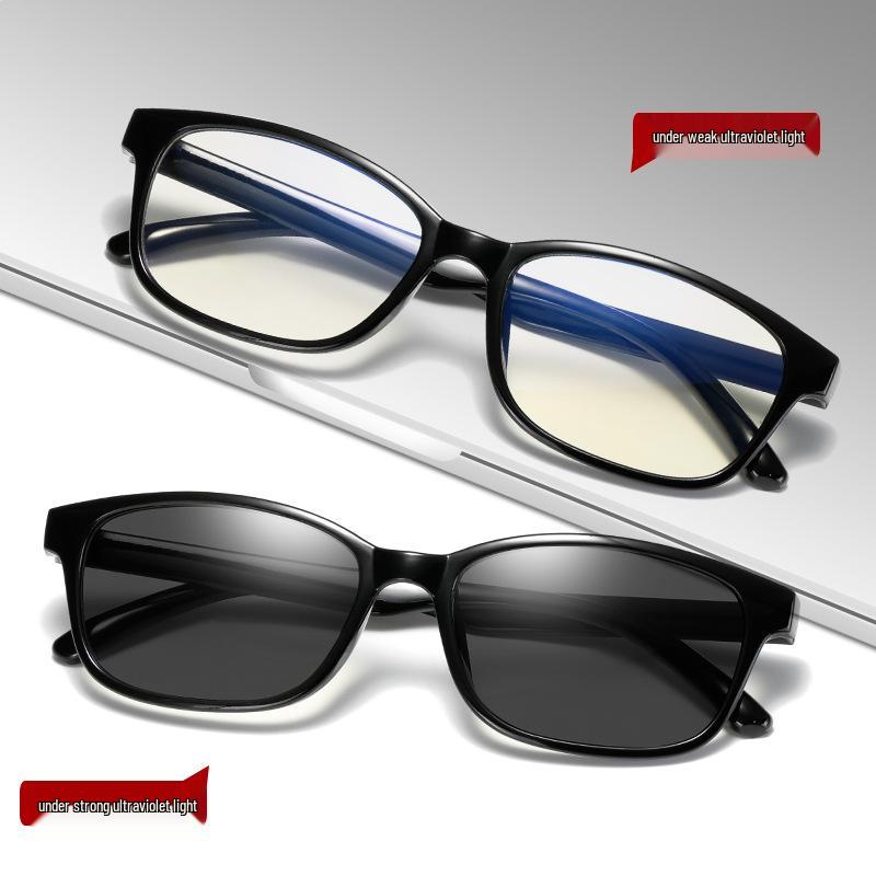 Smart Photochromic Anti-Blue Light Glasses with Gray Lenses – Light to Dark Transition Matte Black
Smart Photochromic Anti-Blue Light Glasses with Gray Lenses – Light to Dark Transition Matte Black