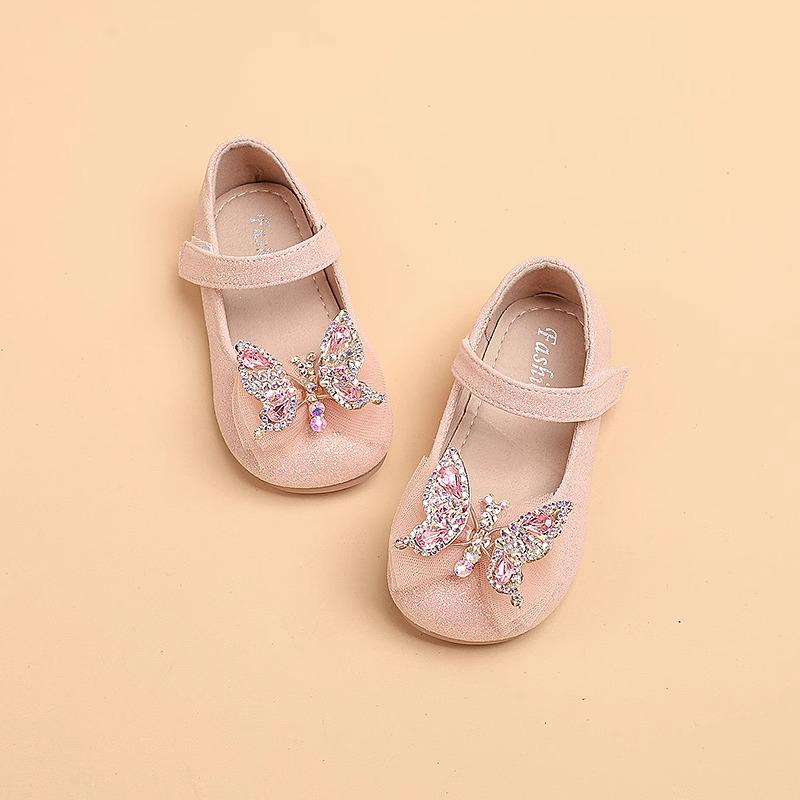 Маленькі шкіряні туфлі для дівчинки Туфлі принцеси з бантом з водяним діамантом Нові весняні та осінні туфлі в західному стилі для дівчинки з м’якою підошвою, протиковзкі одинарні туфлі 32 рожевий
Маленькі шкіряні туфлі для дівчинки Туфлі принцеси з бантом з водяним діамантом Нові весняні та осінні туфлі в західному стилі для дівчинки з м’якою підошвою, протиковзкі одинарні туфлі 32 рожевий