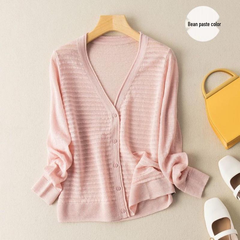 2025 Spring Fresh Sweet Knitwear: Lightweight Loose V-neck Slimming Top L
2025 Spring Fresh Sweet Knitwear: Lightweight Loose V-neck Slimming Top L