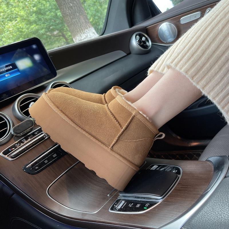 Zhou Dongyu snow boots women s winter thick-soled piled thickened heightened snow cotton shoes waterproof muffin short cotton boots 42 (add $10) малиновий
Zhou Dongyu snow boots women s winter thick-soled piled thickened heightened snow cotton shoes waterproof muffin short cotton boots 42 (add $10) малиновий