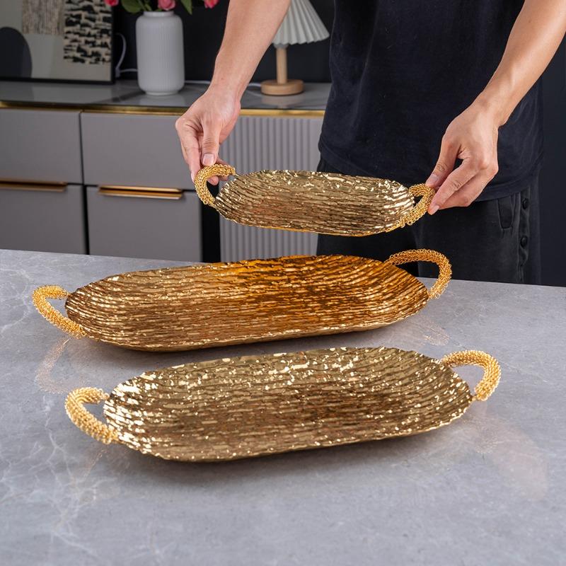 Nordic Wrought Iron Long Tray Golden Curved Fruit Snack Storage Tray Snack Fruit Platter
Nordic Wrought Iron Long Tray Golden Curved Fruit Snack Storage Tray Snack Fruit Platter