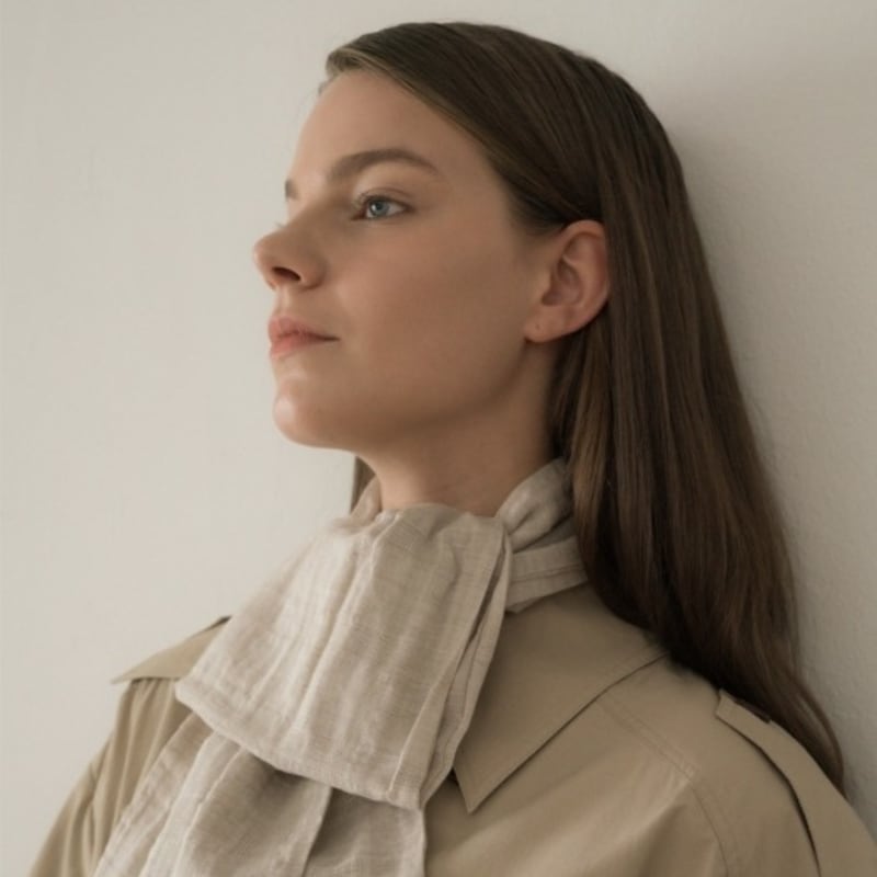 BB’DE SOLI’DE mark mini scarf-beige beige
BB’DE SOLI’DE mark mini scarf-beige beige