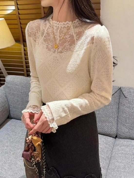 Women s Floral Lace Slim-Fit Top: French-Inspired, High-Neck, Elegant Design S
Women s Floral Lace Slim-Fit Top: French-Inspired, High-Neck, Elegant Design S