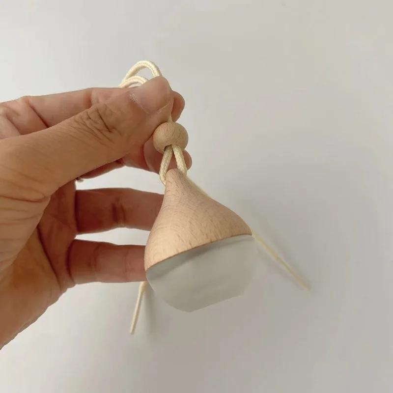 5 мл Пустой Подвесной Автопарфюм Матовые Мини-флаконы для духов с Деревянной Крышкой Матовый Стеклянный Флакон Контейнер для Эфирных Масел Портативный
5 мл Пустой Подвесной Автопарфюм Матовые Мини-флаконы для духов с Деревянной Крышкой Матовый Стеклянный Флакон Контейнер для Эфирных Масел Портативный