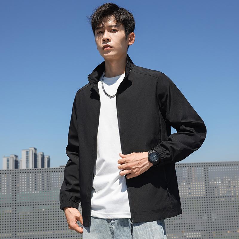 Осенняя повседневная куртка, мужская однотонная свободная модная брендовая мужская куртка, корейская версия, модный универсальный топ 5XL чёрный
Осенняя повседневная куртка, мужская однотонная свободная модная брендовая мужская куртка, корейская версия, модный универсальный топ 5XL чёрный