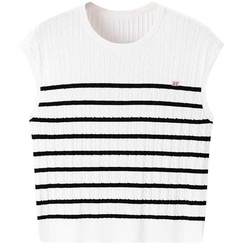 Peacebird Women s Striped Sleeveless Knit Top S
Peacebird Women s Striped Sleeveless Knit Top S