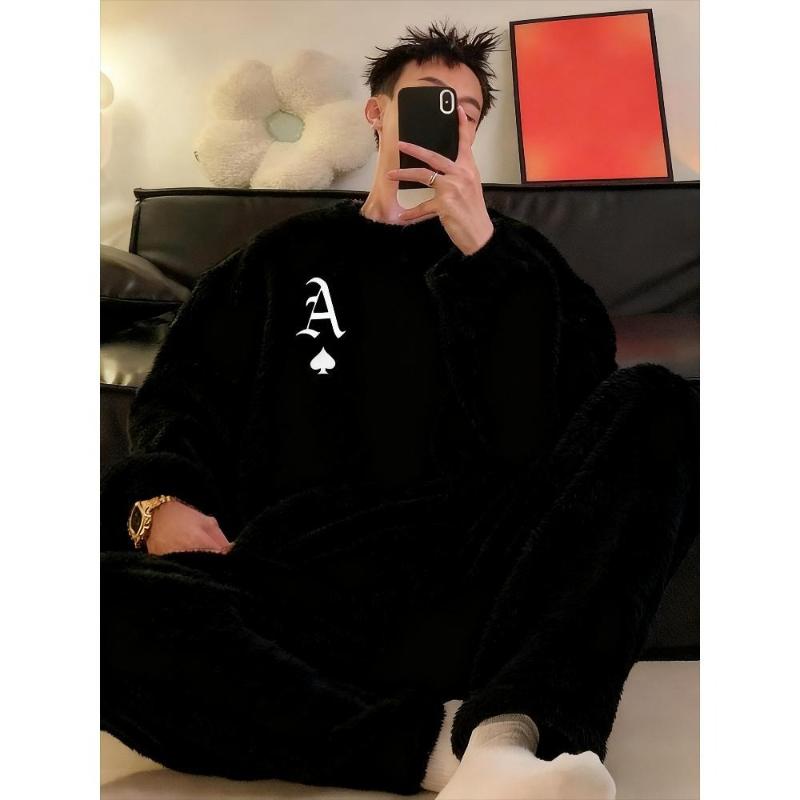 Идеально для холодных утр и занятий в помещении, свободный крой и уютный XXL чёрный
Идеально для холодных утр и занятий в помещении, свободный крой и уютный XXL чёрный