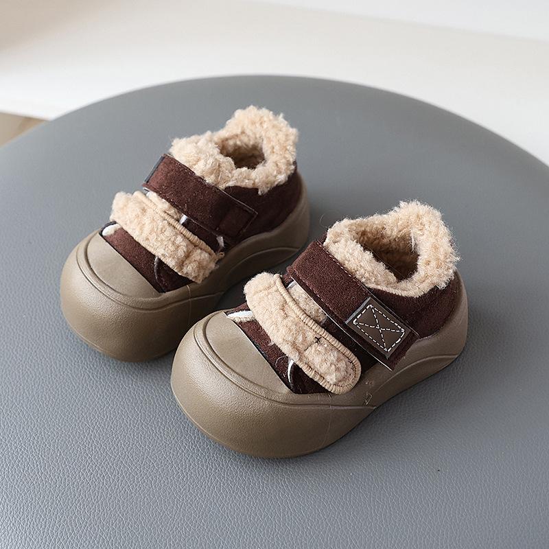 Детская легкая повседневная обувь для мальчиков, кроссовки из хлопка с плюшем, большого размера, для девочек, теплая хлопковая обувь 25 коричневый
Детская легкая повседневная обувь для мальчиков, кроссовки из хлопка с плюшем, большого размера, для девочек, теплая хлопковая обувь 25 коричневый