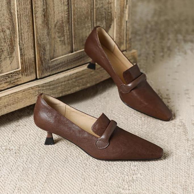 Fashion Sexy Women Heeled Sandals Square Toe Loafers Shoes Summer 2025 Trend Dress Shallow Soft Leather Pumps Classics Sandalias Mujer 43 коричневый
Fashion Sexy Women Heeled Sandals Square Toe Loafers Shoes Summer 2025 Trend Dress Shallow Soft Leather Pumps Classics Sandalias Mujer 43 коричневый