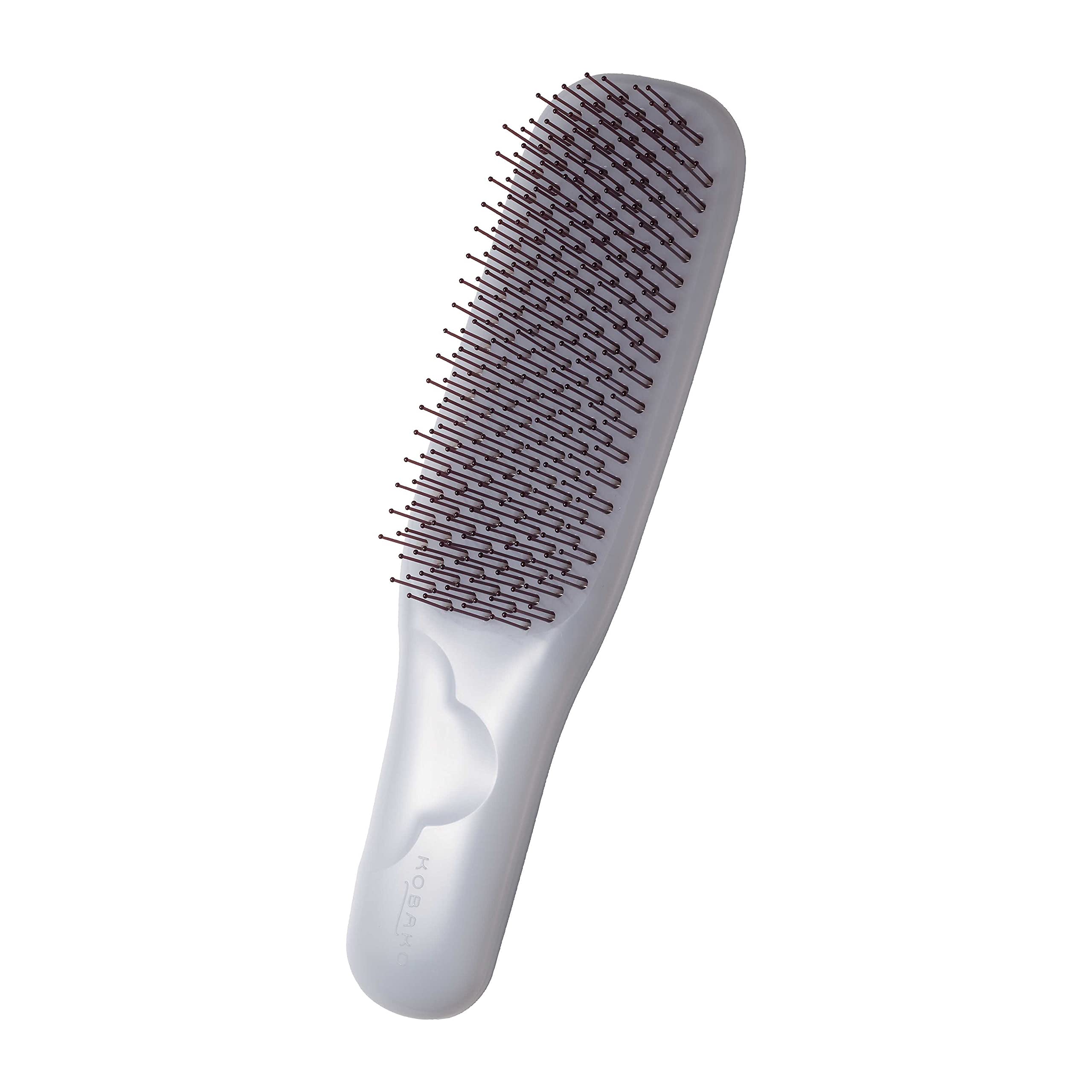 KOBAKO Hair Smooth Brush Brushing Hard Shampoo Brush Stimulates the Scalp KAI PQ3412 (Hard)
KOBAKO Hair Smooth Brush Brushing Hard Shampoo Brush Stimulates the Scalp KAI PQ3412 (Hard)