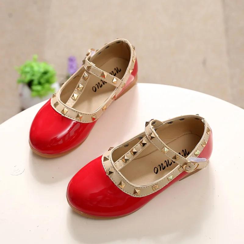 Children Princess Leather Shoes for Girls Summer New Fashion Rivet Elegant Soft Sole Breathable Versatile Party Single Shoe 24
Children Princess Leather Shoes for Girls Summer New Fashion Rivet Elegant Soft Sole Breathable Versatile Party Single Shoe 24