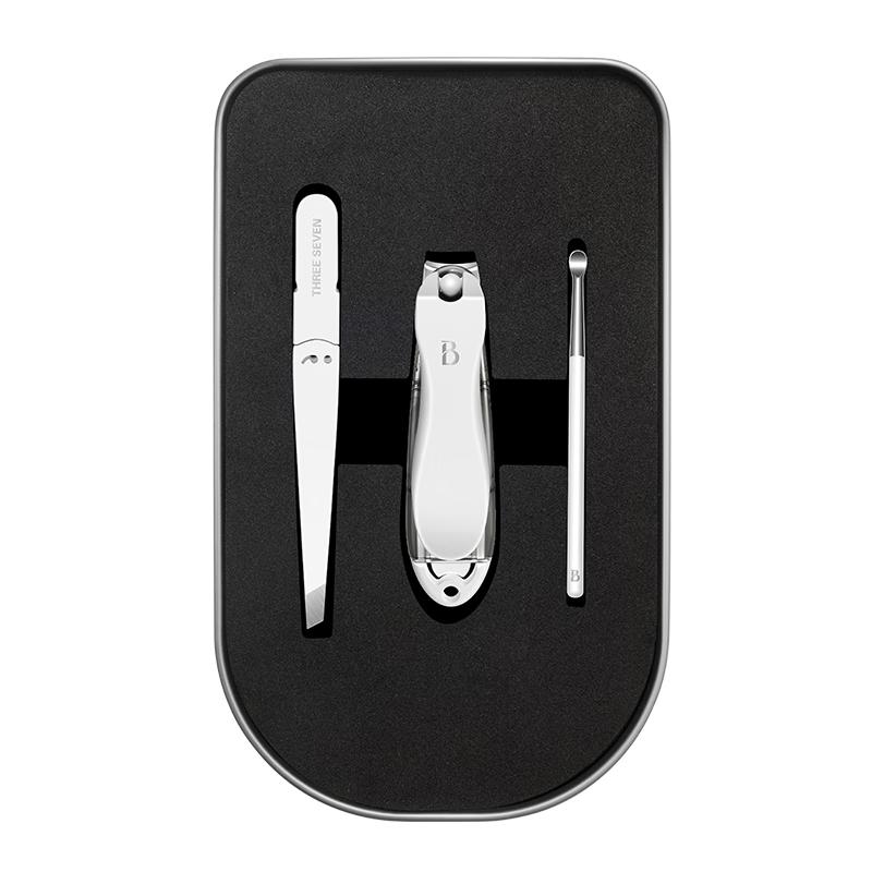 777 (THREE SEVEN) Professional Nail Care & Grooming Kits
777 (THREE SEVEN) Professional Nail Care & Grooming Kits