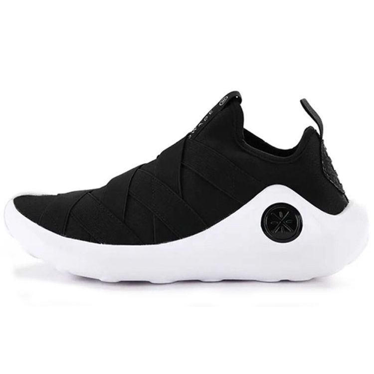 Кроссовки для баскетбола Li Ning Samio с низким верхом, износостойкие, нескользящие, мужские, цвет черный, белый AGWN043-1 40⅓
Кроссовки для баскетбола Li Ning Samio с низким верхом, износостойкие, нескользящие, мужские, цвет черный, белый AGWN043-1 40⅓