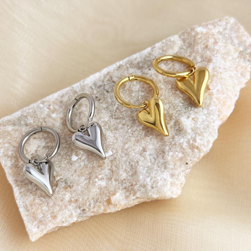 European & American Retro Style Heart & Geometric Titanium Steel Ear Cuffs: Women s Luxury Earrings
European & American Retro Style Heart & Geometric Titanium Steel Ear Cuffs: Women s Luxury Earrings