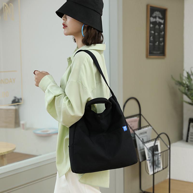 New bag women s 2025 new trendy handbag women s large-capacity nylon bag mother bag women s shoulder bag чёрный 
New bag women s 2025 new trendy handbag women s large-capacity nylon bag mother bag women s shoulder bag чёрный