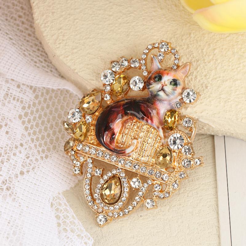 Vintage Enamel Cat Brooch - Crystal & Red Gem Decorated Animal Pin, Elegant Statement Brooch for Clothing Accessories
Vintage Enamel Cat Brooch - Crystal & Red Gem Decorated Animal Pin, Elegant Statement Brooch for Clothing Accessories