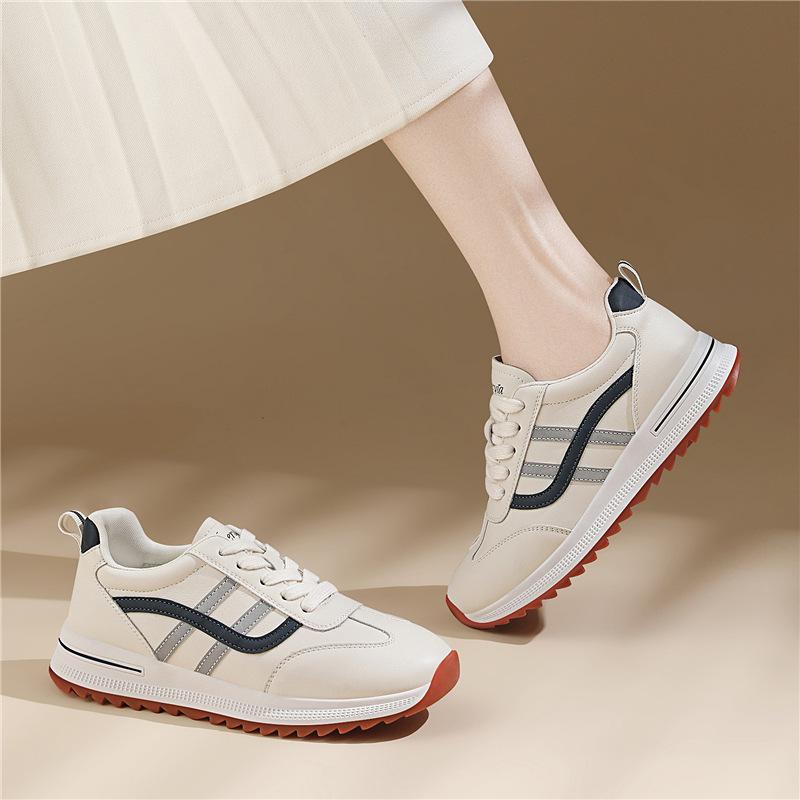 Spring new Korean version leather little white shoes sports shoes women s platform casual Internet celebrity explosion dad Gump shoes 40
Spring new Korean version leather little white shoes sports shoes women s platform casual Internet celebrity explosion dad Gump shoes 40