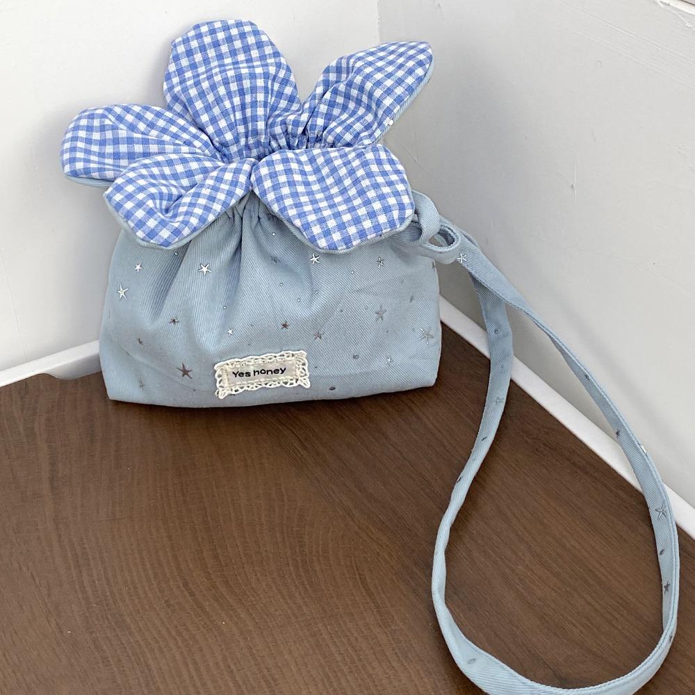Bundle Pocket Flower Drawstring Crossbody Bag Plaid Cute Canvas Shoulder Bag Korean Style Portable Sparkly Star Flower Bag синий
Bundle Pocket Flower Drawstring Crossbody Bag Plaid Cute Canvas Shoulder Bag Korean Style Portable Sparkly Star Flower Bag синий