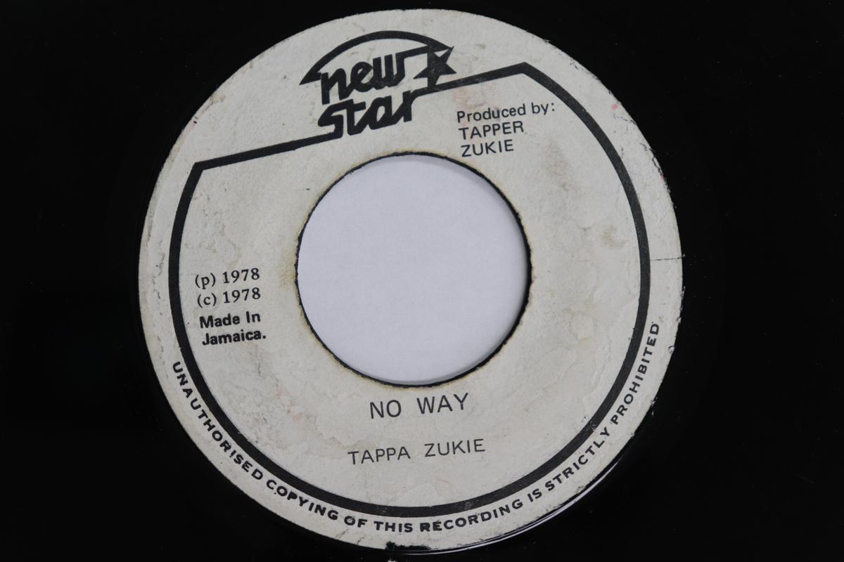 7inch Record TAPPER ZUKIE - No Way none New Star 1978 Jamaica Reggae, Ska & Dub Used
7inch Record TAPPER ZUKIE - No Way none New Star 1978 Jamaica Reggae, Ska & Dub Used