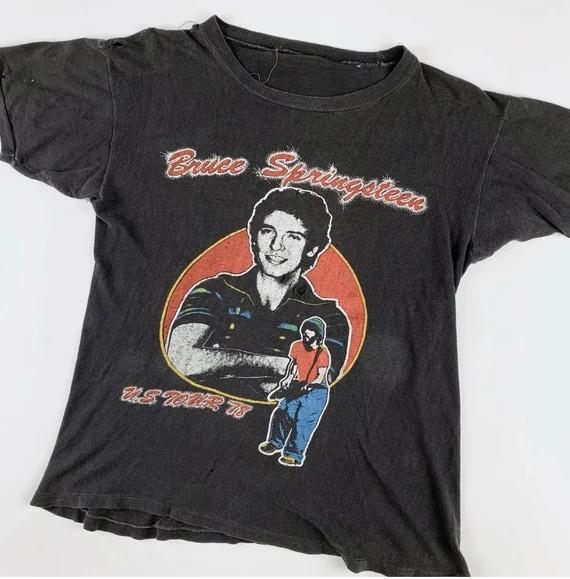 1978 Bruce Springsteen Vintage Tour Band Tee Shirt Unisex All Sizes BO749 Unisex T-Shirt Graphic Tee M
1978 Bruce Springsteen Vintage Tour Band Tee Shirt Unisex All Sizes BO749 Unisex T-Shirt Graphic Tee M