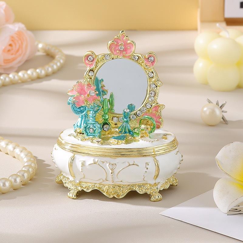 Vintage Enamel Floral Jewelry Box Dressing Table with Mirror Storage Box Earrings Rings Jewelry Organizer for Home Decor & Gifts білий
Vintage Enamel Floral Jewelry Box Dressing Table with Mirror Storage Box Earrings Rings Jewelry Organizer for Home Decor & Gifts білий