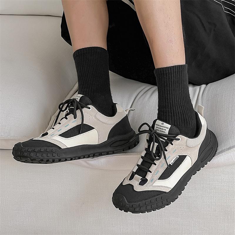 Мужская обувь 2025 новый осенний тренд коровья анти-замша гонконгский стиль универсальный уличный стиль папины кроссовки шинная подошва высота спортивная обувь 38 бежевый
Мужская обувь 2025 новый осенний тренд коровья анти-замша гонконгский стиль универсальный уличный стиль папины кроссовки шинная подошва высота спортивная обувь 38 бежевый