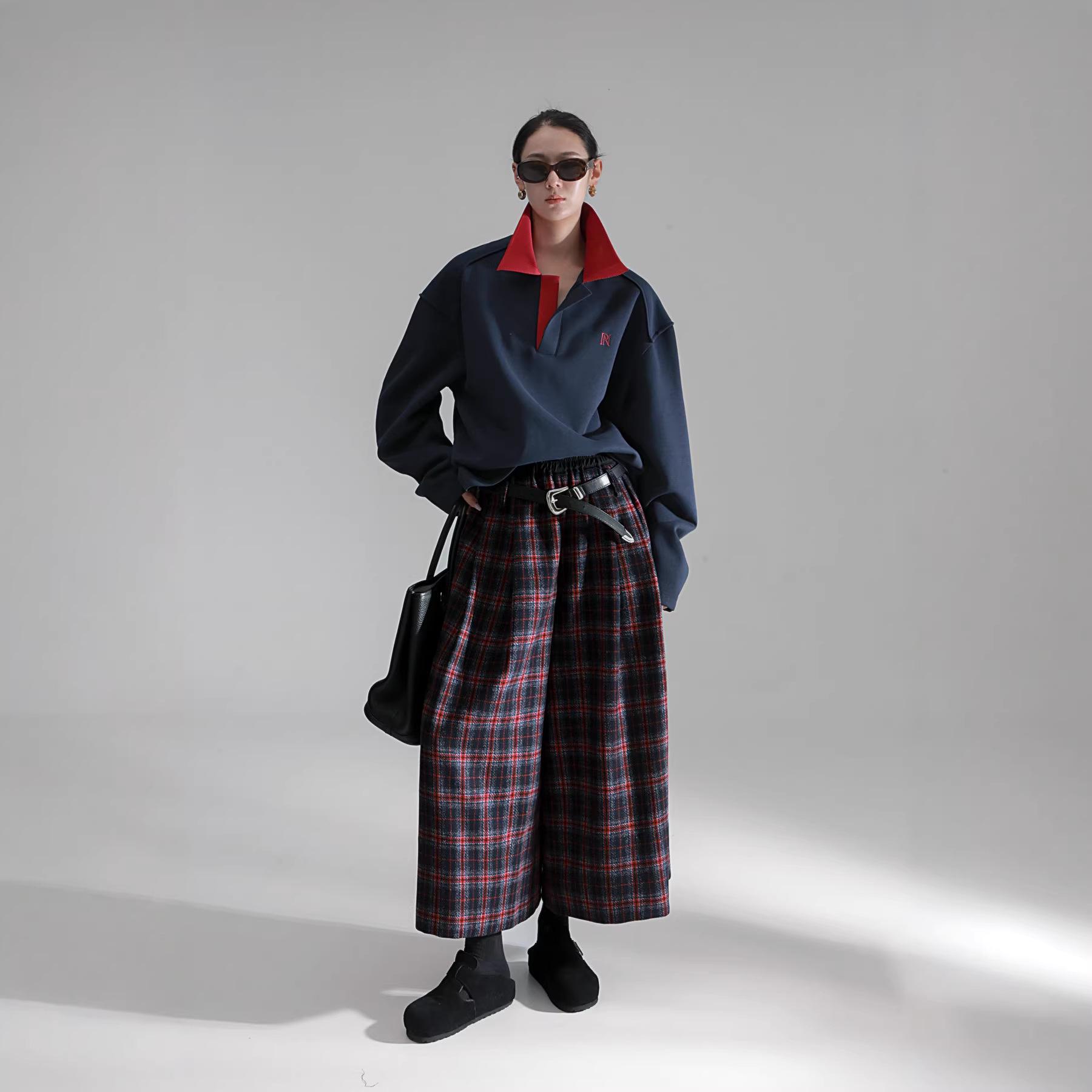 Neo-Modern Plaid Wide-Leg Wool Skirt-Pants for Women Small
Neo-Modern Plaid Wide-Leg Wool Skirt-Pants for Women Small