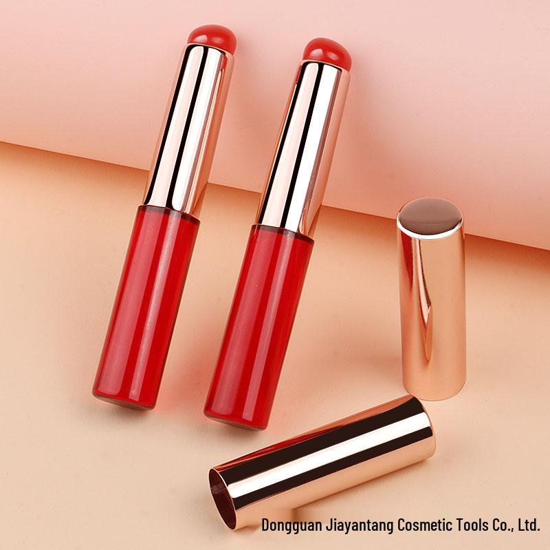 Silicone Lip Brush with Lid: Multi-functional, Portable Brush for Lipstick, Gloss, and Balm Application
Silicone Lip Brush with Lid: Multi-functional, Portable Brush for Lipstick, Gloss, and Balm Application
