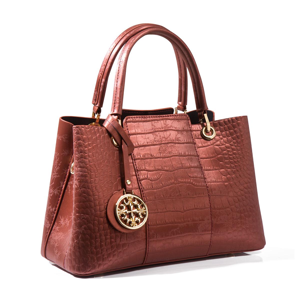 Mother S Day Gifts For Mother Bags, Women S Bags, Handbags, Large-Capacity One-Shoulder High-End Messenger Bags.
Mother S Day Gifts For Mother Bags, Women S Bags, Handbags, Large-Capacity One-Shoulder High-End Messenger Bags.