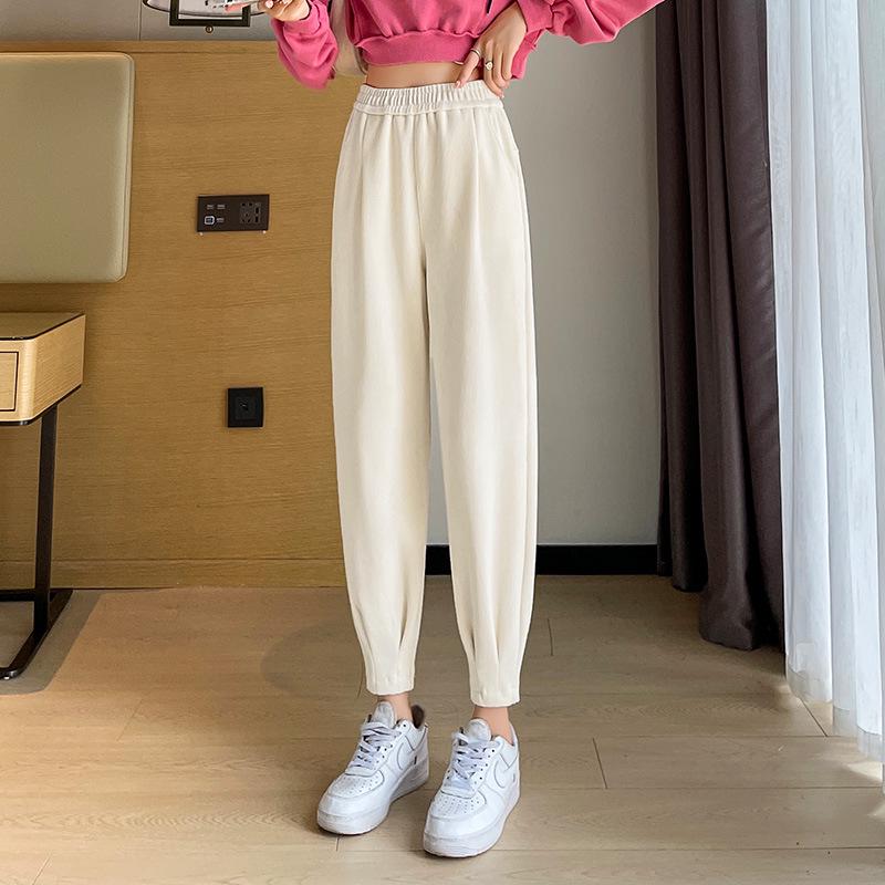 Женские велюровые брюки-джоггеры больших размеров с высокой посадкой - Осень/Зима, Свободный крой, Манжеты, Стиль гарем Off-white regular (Spring/Autumn)
Женские велюровые брюки-джоггеры больших размеров с высокой посадкой - Осень/Зима, Свободный крой, Манжеты, Стиль гарем Off-white regular (Spring/Autumn)