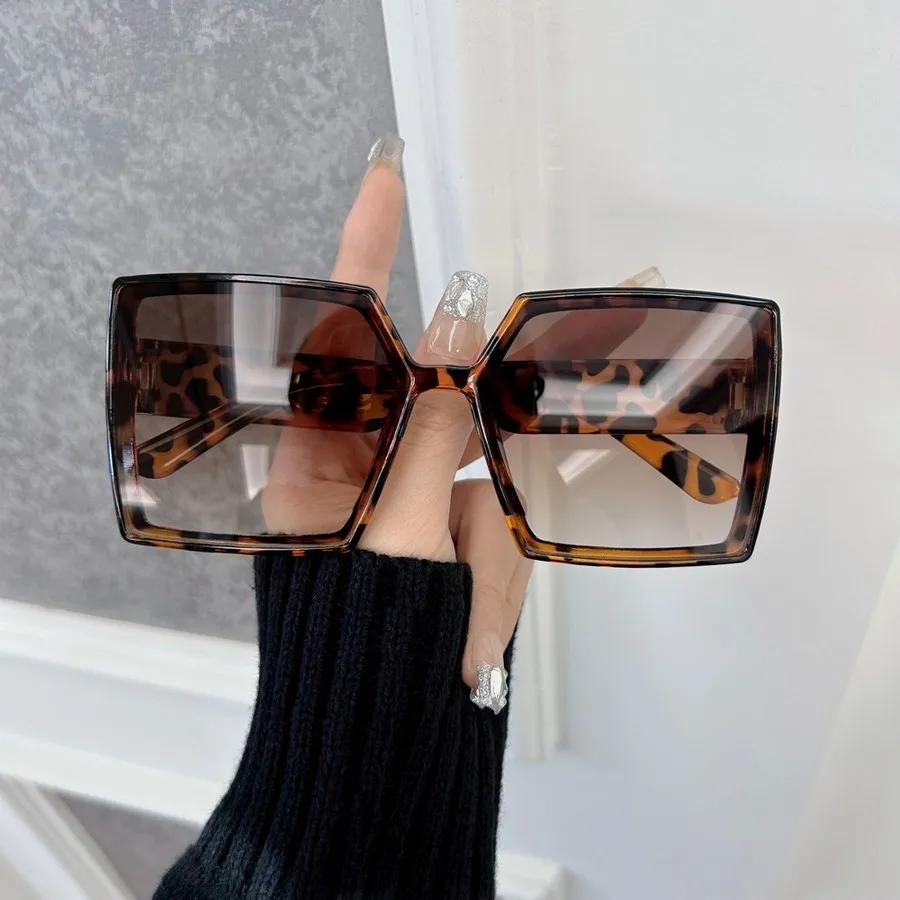 Casual Square Sunglasses Women Men Classic Sun Glasses Female Male Designer Retro Fashion Outdoors Shades Sun Glasses Other
Casual Square Sunglasses Women Men Classic Sun Glasses Female Male Designer Retro Fashion Outdoors Shades Sun Glasses Other