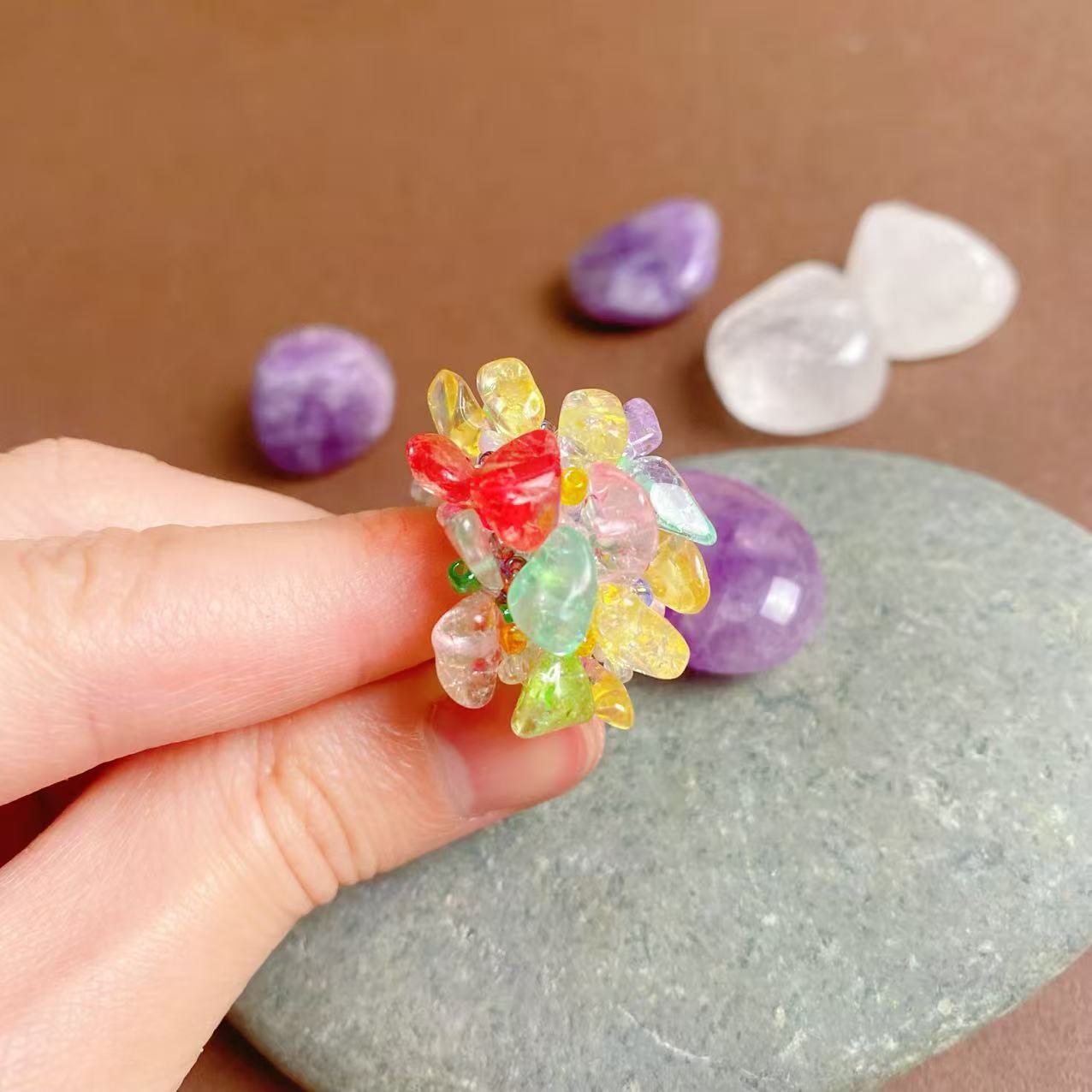 Natural rainbow gravel ring, stunning women s gift різнокольоровий
Natural rainbow gravel ring, stunning women s gift різнокольоровий
