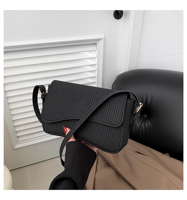 Новая повседневная сумка для поездок на работу женская 2024 зимний нишевый тренд сумка-мессенджер модная простая наплечная сумка сумочка чёрный
Новая повседневная сумка для поездок на работу женская 2024 зимний нишевый тренд сумка-мессенджер модная простая наплечная сумка сумочка чёрный