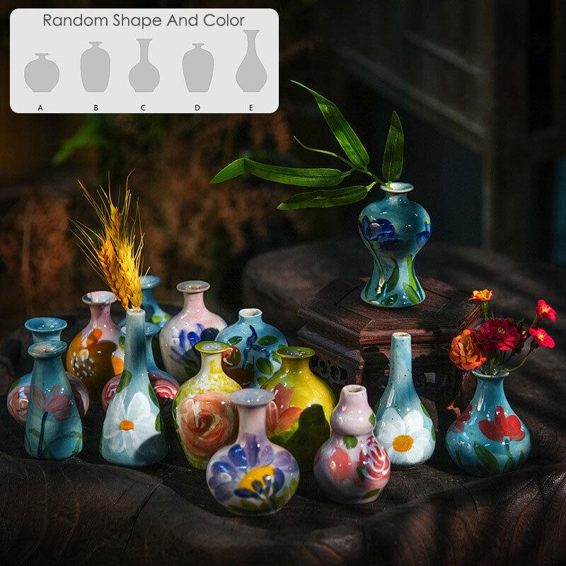 Hand Painted Ceramic Mini Vase for Succulents Hydroponic Flowers Home Decor and Small Party Decoration
Hand Painted Ceramic Mini Vase for Succulents Hydroponic Flowers Home Decor and Small Party Decoration
