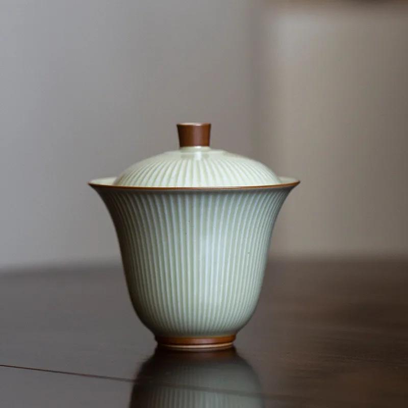 125ml Honey Glazed Striped Relief Gaiwan Retro Tea Tureen Bowl With Lid Kit Tea Maker Cover Bowl Kung Fu Set Decoration
125ml Honey Glazed Striped Relief Gaiwan Retro Tea Tureen Bowl With Lid Kit Tea Maker Cover Bowl Kung Fu Set Decoration