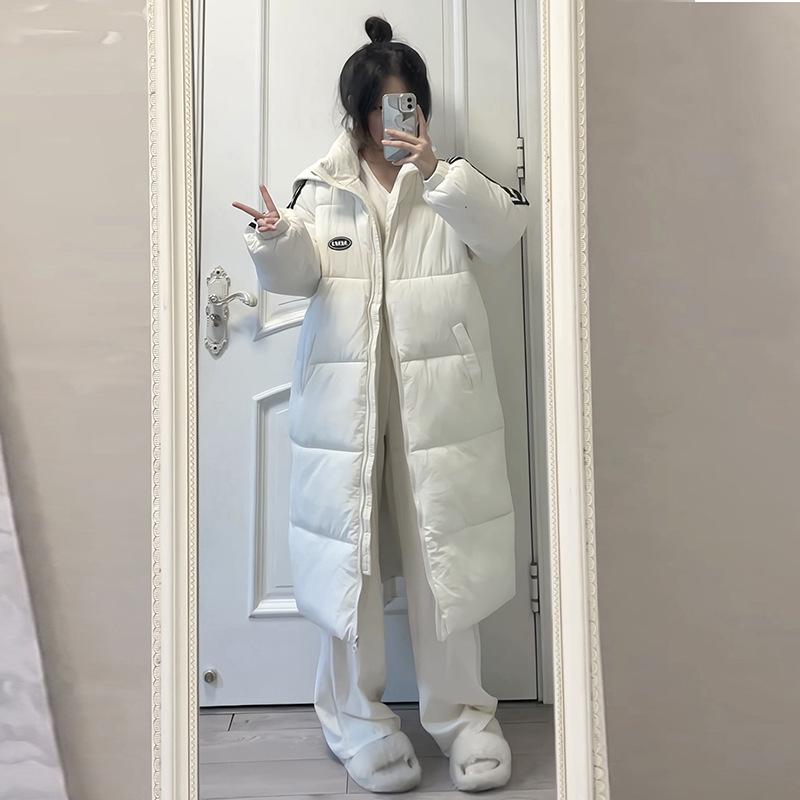 Свободная женская хлопковая одежда средней и длинной длины в академическом стиле, утолщенная, выше колена, куртка-пуховик, парная, повседневная мода XL белый
Свободная женская хлопковая одежда средней и длинной длины в академическом стиле, утолщенная, выше колена, куртка-пуховик, парная, повседневная мода XL белый