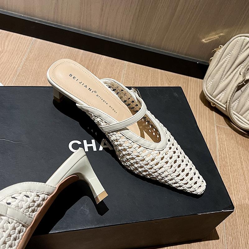 Retro woven pointed middle heel shoes women s thin heel temperament half drag sandals high heel word 36
Retro woven pointed middle heel shoes women s thin heel temperament half drag sandals high heel word 36