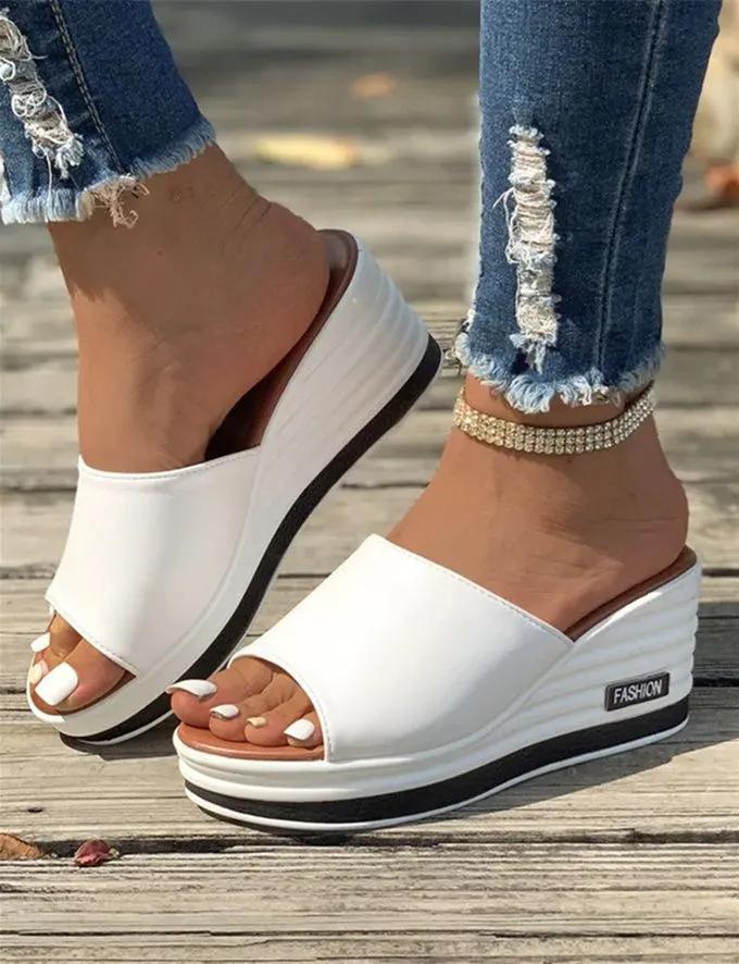 Ladies Slippers With Thick Soles Of Sponge Cake One-piece Flip-flops Large-sized Flip-flops For Export 43 білий
Ladies Slippers With Thick Soles Of Sponge Cake One-piece Flip-flops Large-sized Flip-flops For Export 43 білий