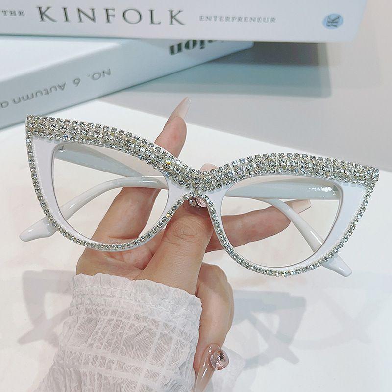 Fashionable Rhinestone Cat Eye Reading Glasses For Women 2025 Luxury Designer Big Frame Anti Blue Light Presbyopia Glasses Presbyopia100 белый
Fashionable Rhinestone Cat Eye Reading Glasses For Women 2025 Luxury Designer Big Frame Anti Blue Light Presbyopia Glasses Presbyopia100 белый