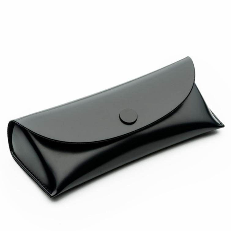 Black PU Leather Pressure-Resistant Sunglasses Case with Logo Printing
Black PU Leather Pressure-Resistant Sunglasses Case with Logo Printing
