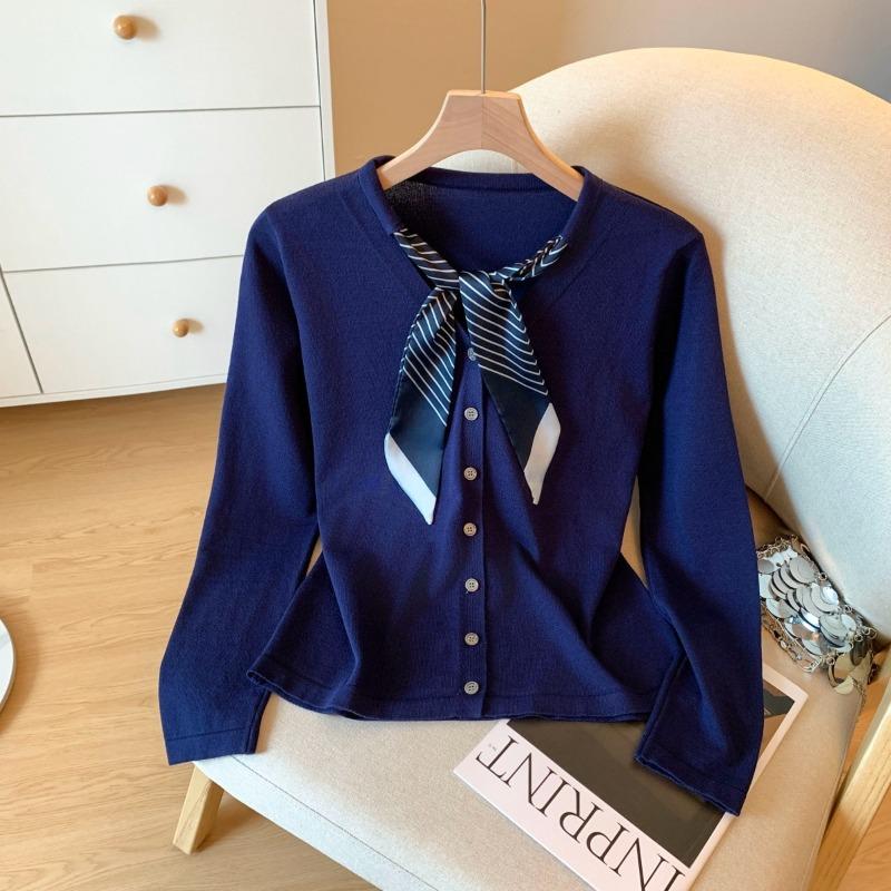 Knitted sweater top women s early autumn new temperament thin high-end cardigan XL тёмно-синий
Knitted sweater top women s early autumn new temperament thin high-end cardigan XL тёмно-синий