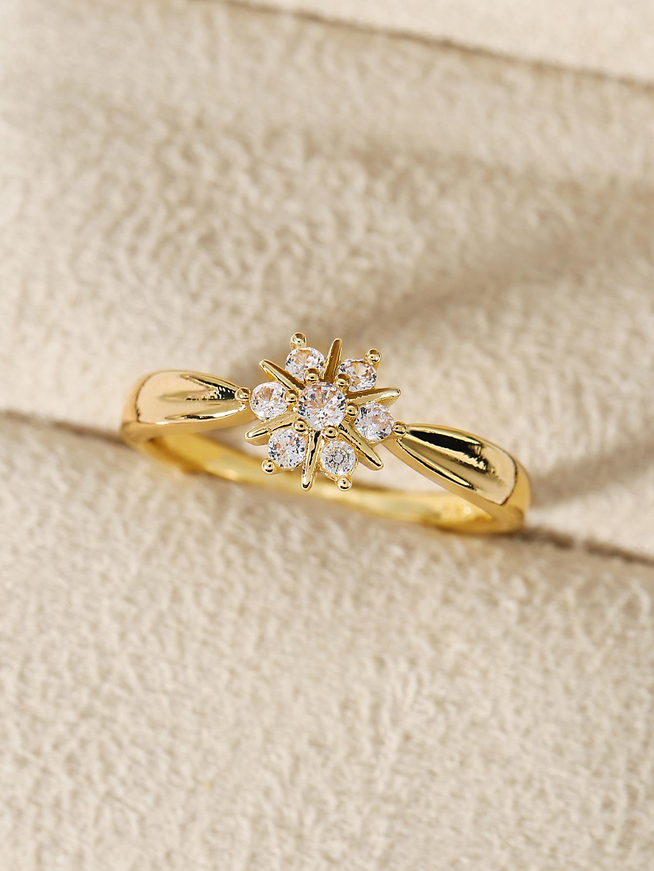 Luxury Floral Diamond Ring For Women Unique Design Elegant Temperament Finger Band Fashion Jewelry Gift no. 10 золотий
Luxury Floral Diamond Ring For Women Unique Design Elegant Temperament Finger Band Fashion Jewelry Gift no. 10 золотий